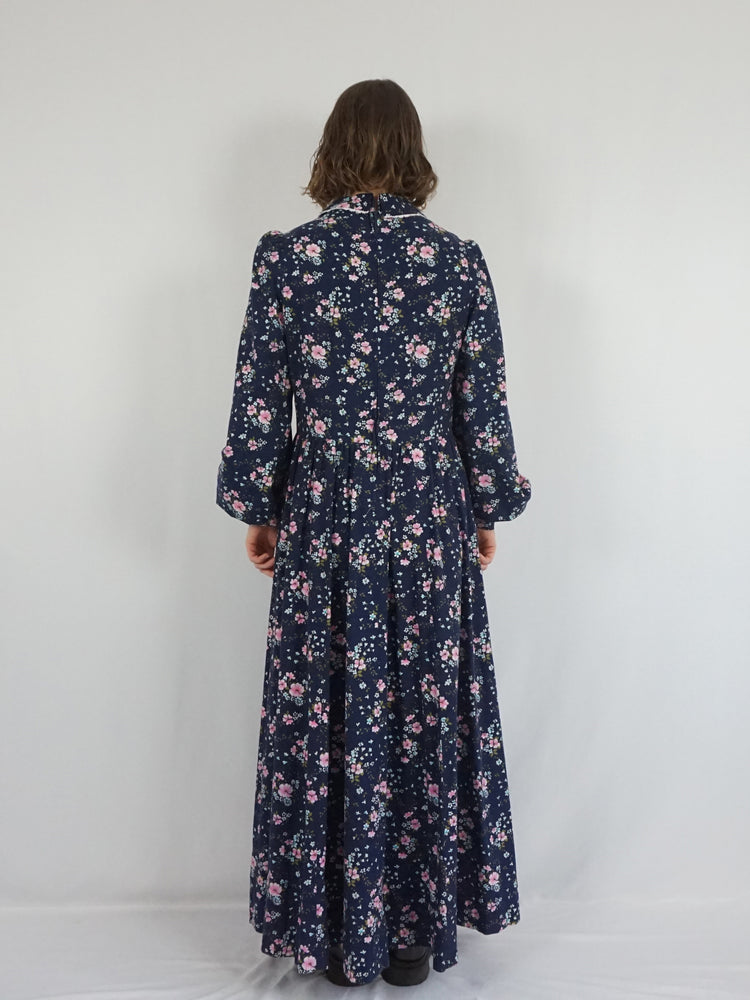 Navy Floral Balloon Sleeve Dress - L