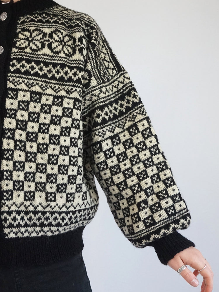 B&W Balloon Sleeve Cardigan - L