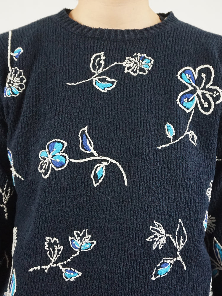 Laura Ashley Embroidered Jumper - M/L