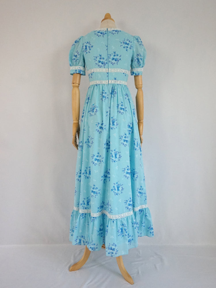 Light Blue Floral Prairie Dress - XS