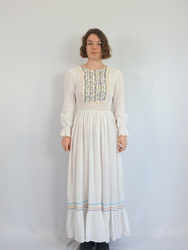 White Indian Cotton Embroidered Dress - XS