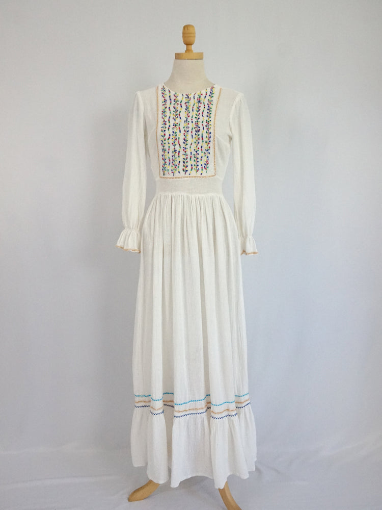 White Indian Cotton Embroidered Dress - XS