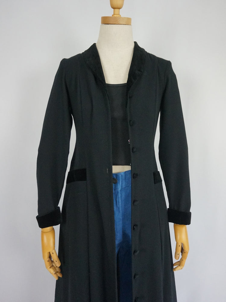 Lightweight Velvet Trim Jacket - XS