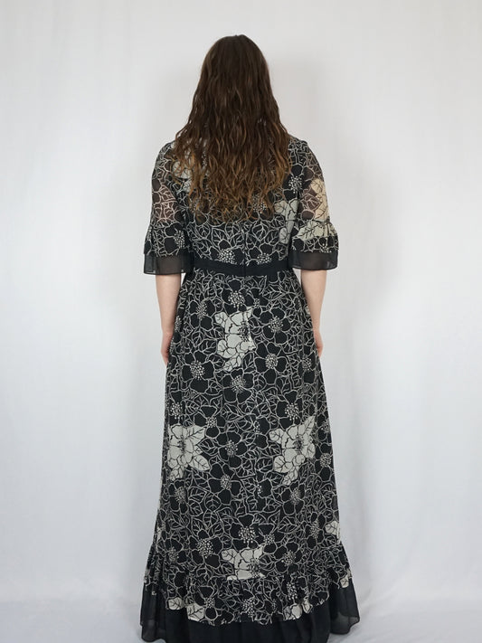 Kati at Laura Phillips Maxi Dress - M