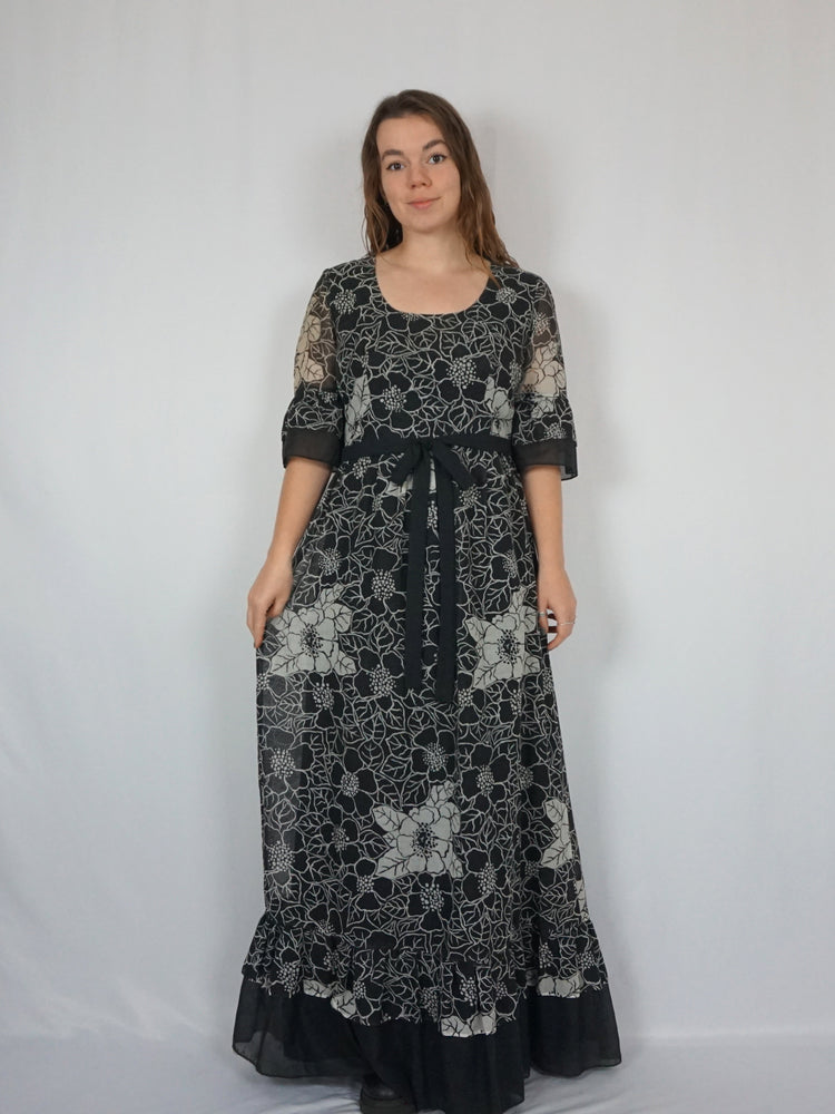 Kati at Laura Phillips Maxi Dress - M