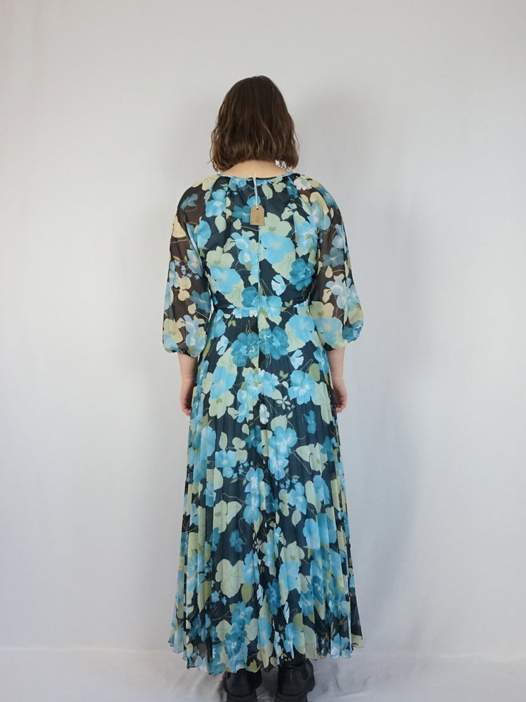 Floral Pleated Maxi Dress - S