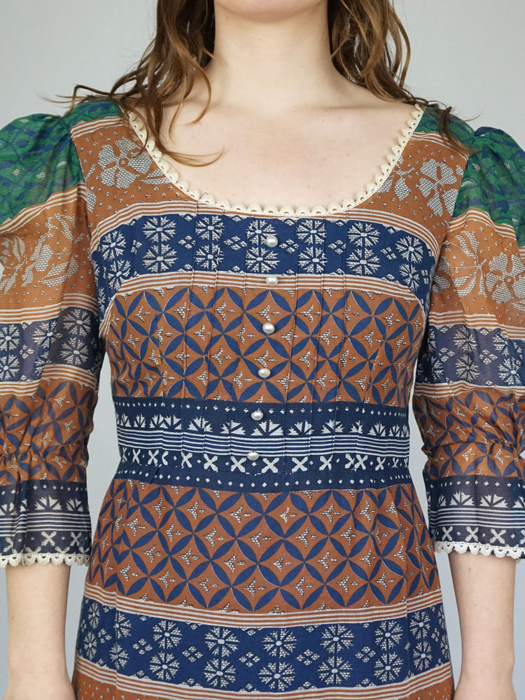 Autumnal Patterned Prairie Dress - S